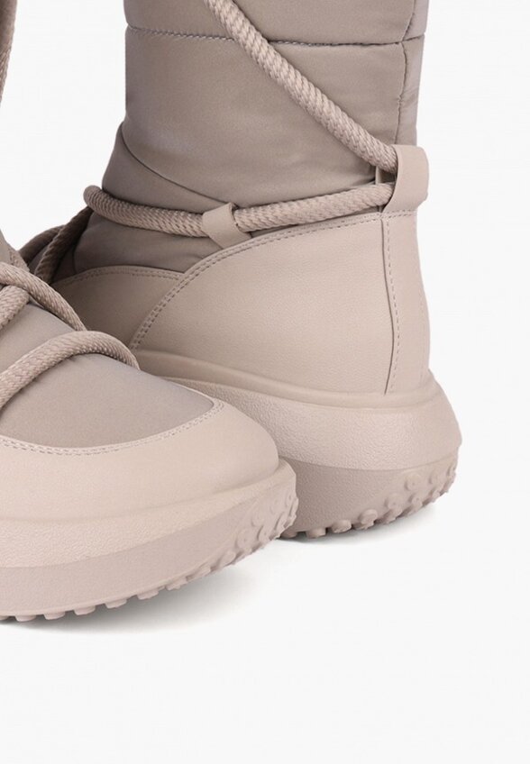 Дутики Instreet