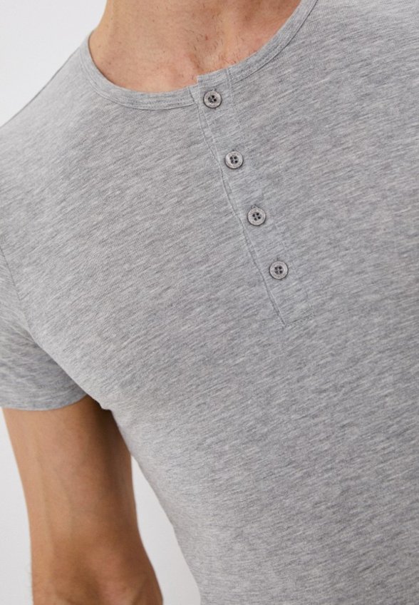 Футболка Cacharel