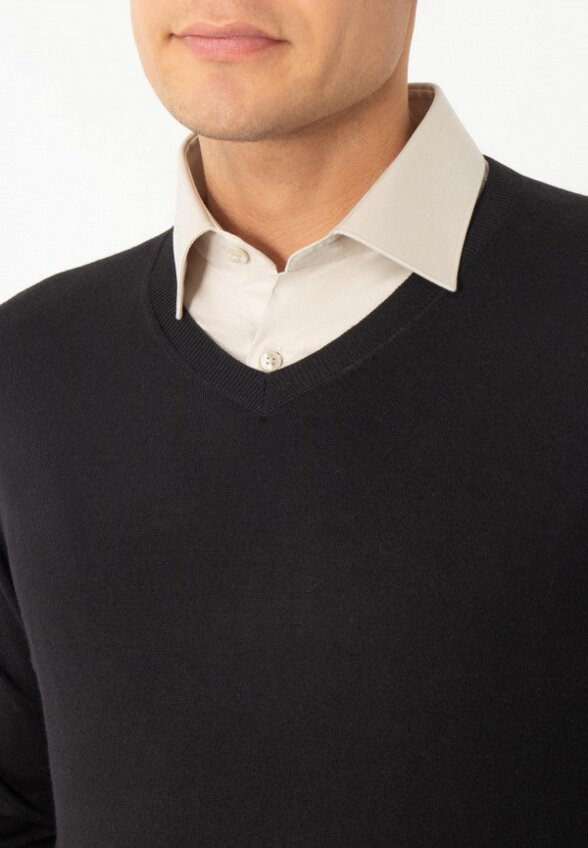 Пуловер Gino Pellini