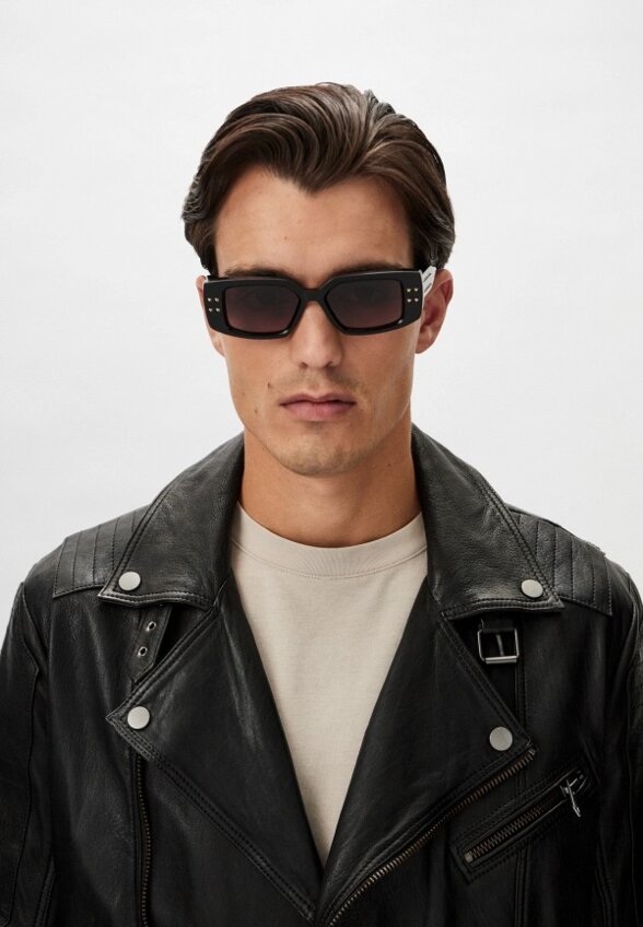 Очки солнцезащитные Valentino