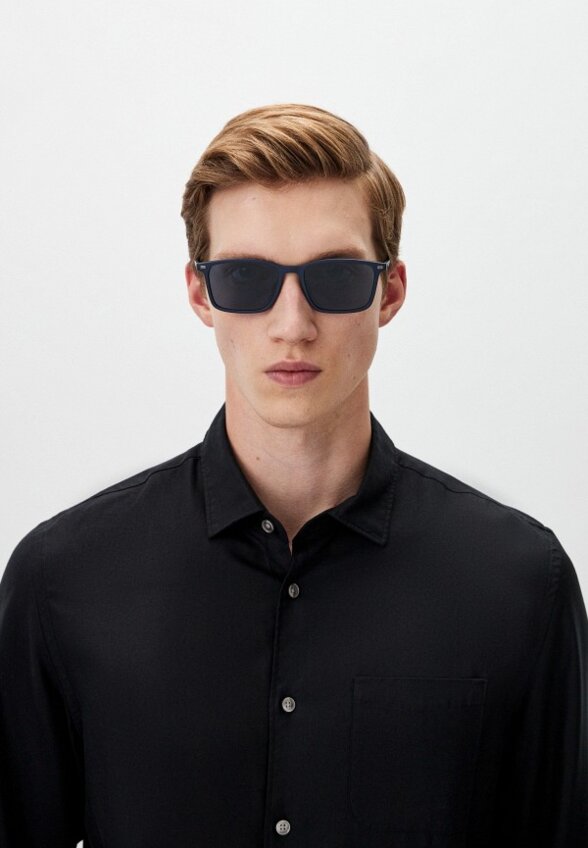 Очки солнцезащитные Emporio Armani