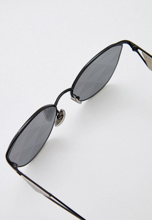 Очки солнцезащитные Prada