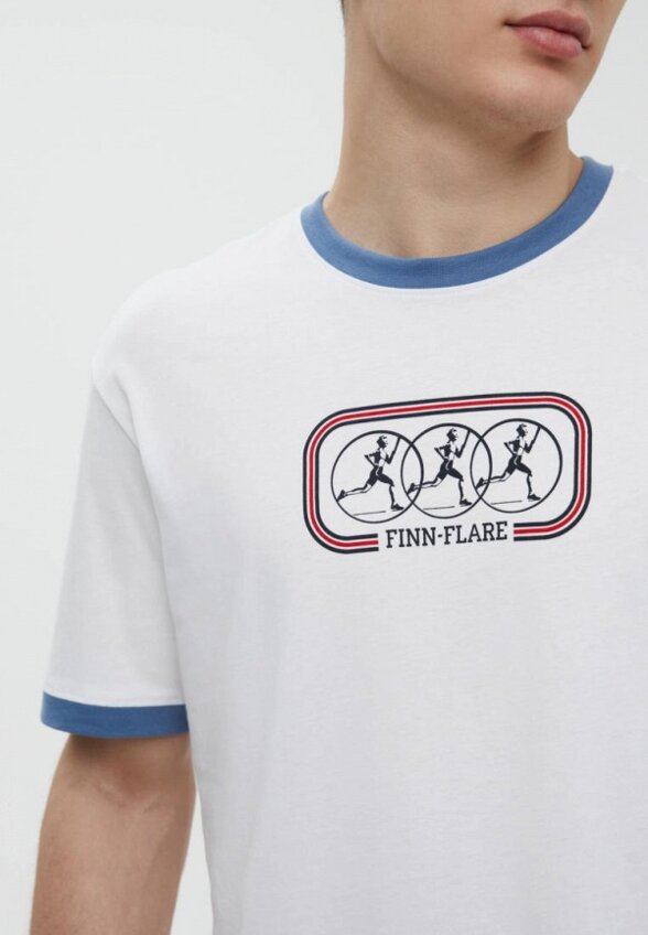 Футболка Finn Flare