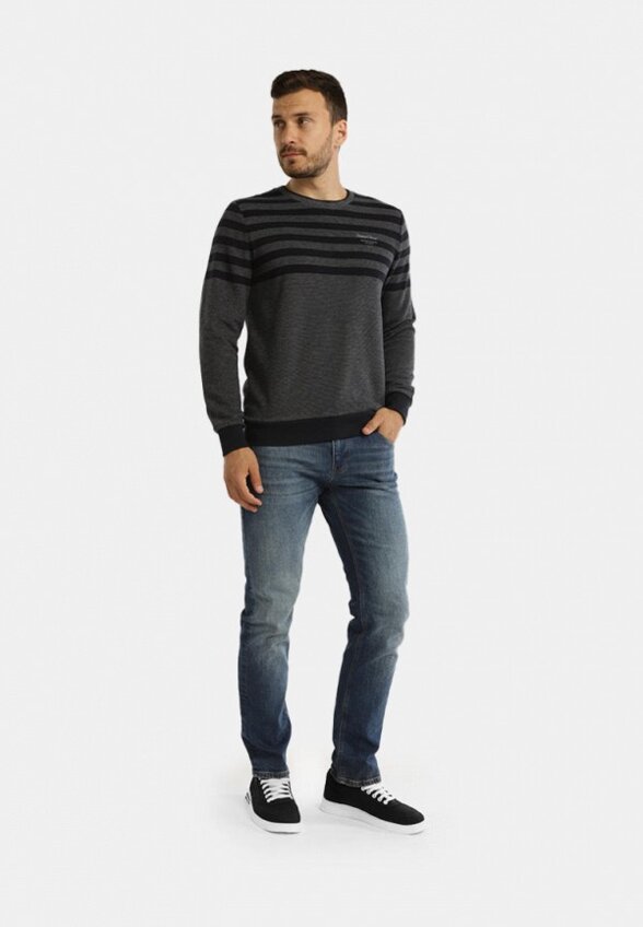 Свитшот A Passion Play