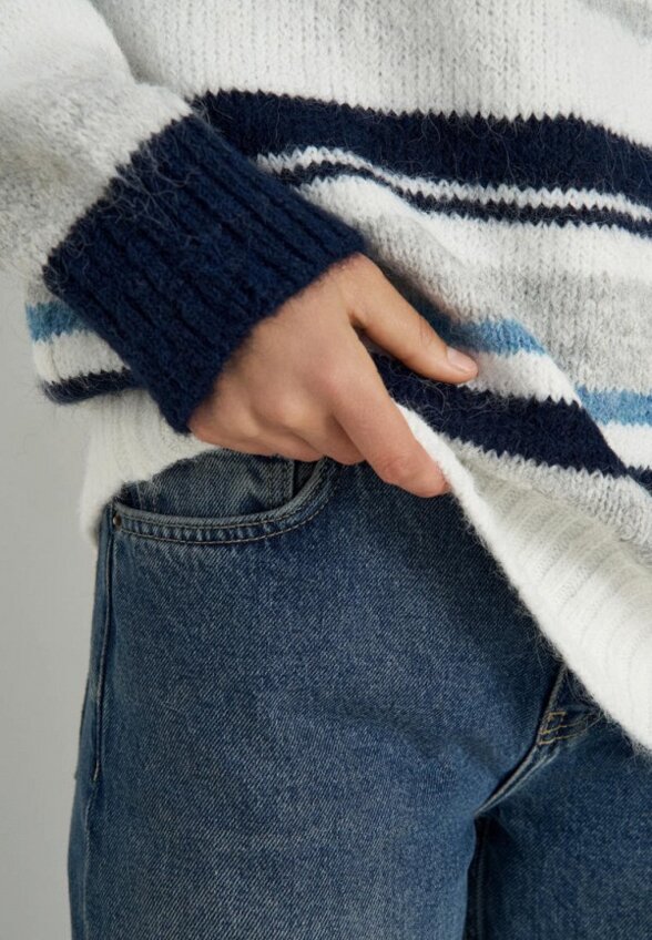 Джемпер Finn Flare