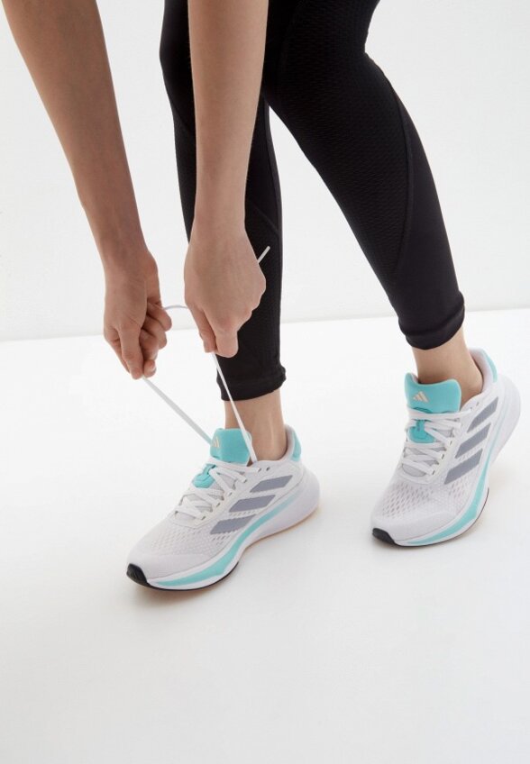 Кроссовки adidas