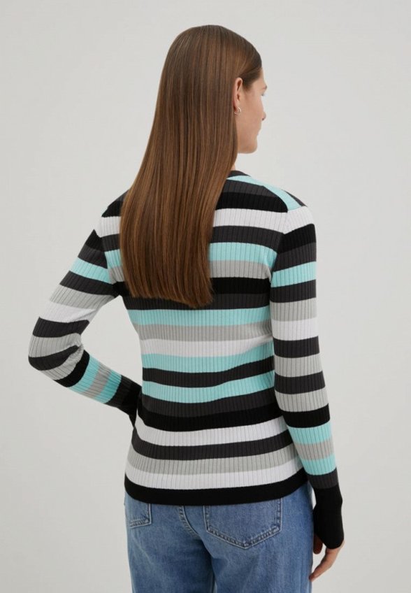 Джемпер Finn Flare