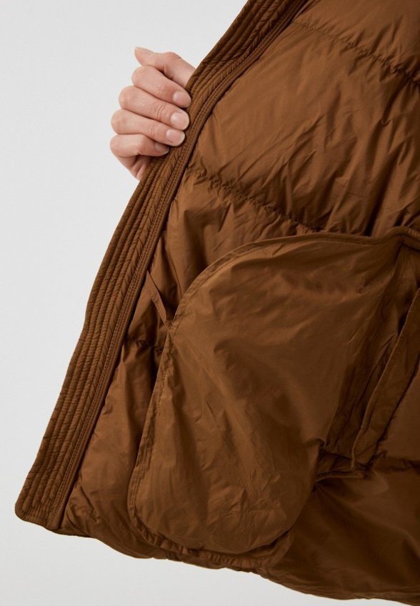 Жилет утепленный JNBY