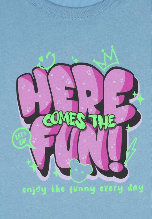 Футболка Апрель