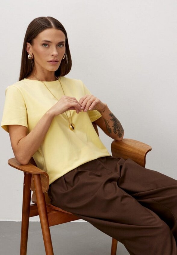 Футболка To Molly from James