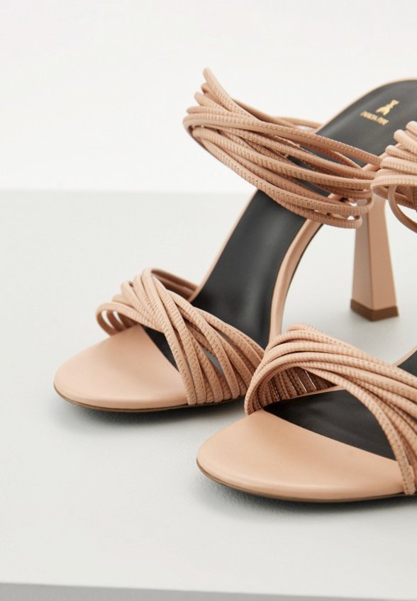 Сабо Patrizia Pepe