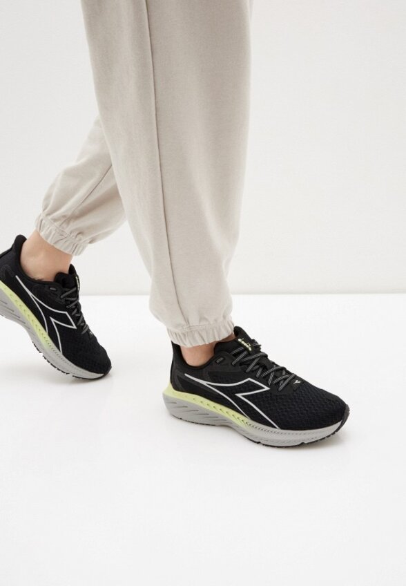 Кроссовки Diadora