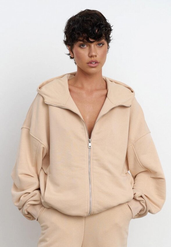 Толстовка Darsi.studio