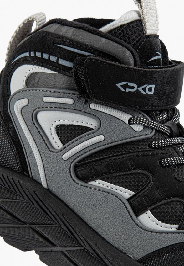 Кроссовки Kapika