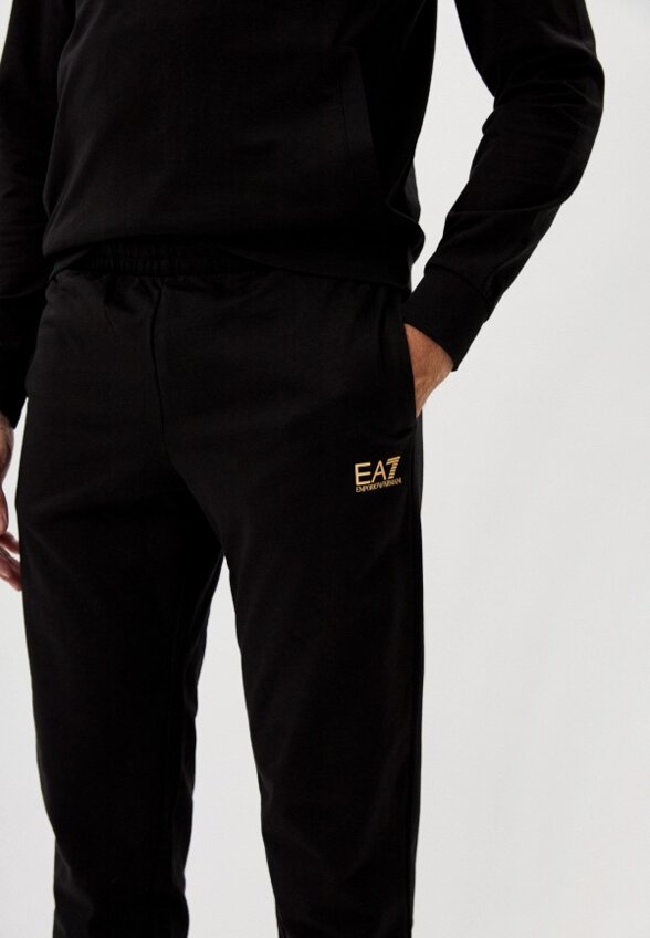 Костюм спортивный EA7