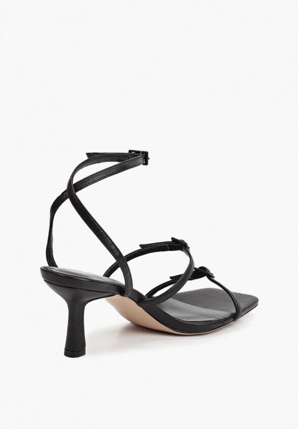 Босоножки Abricot