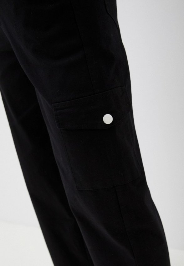 Джинсы Bad Queen