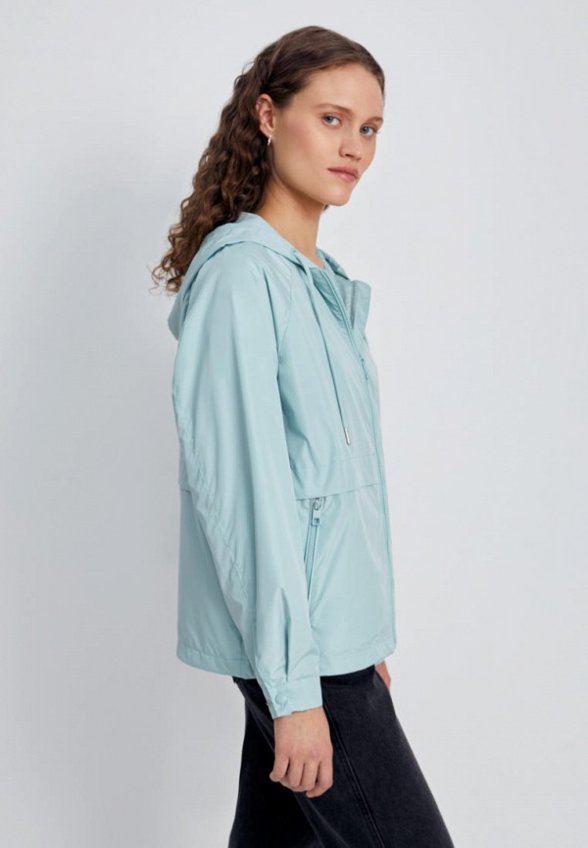 Ветровка Finn Flare