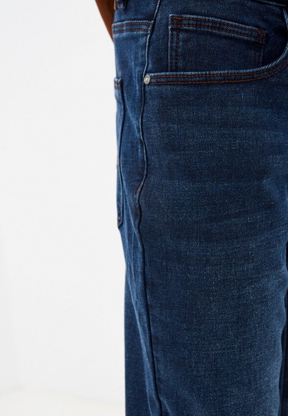 Джинсы Mossmore