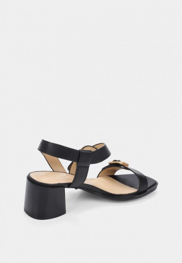 Босоножки Vitacci