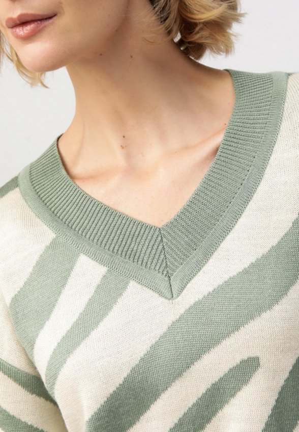 Пуловер Vivawool