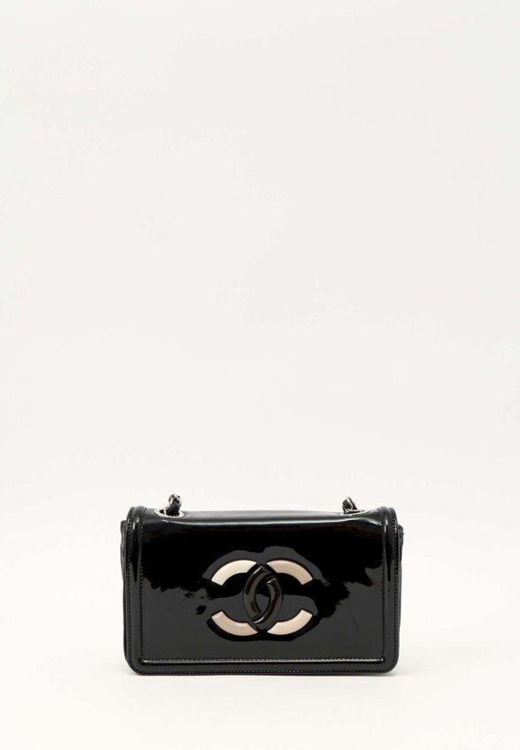 Chanel WOC