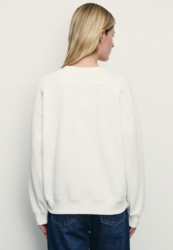 Свитшот Zarina