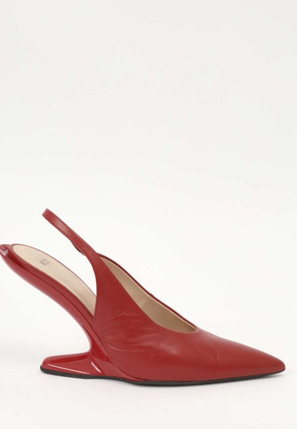 N21 Slingback Pumps