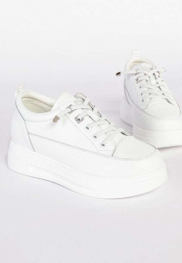 Кроссовки Gut