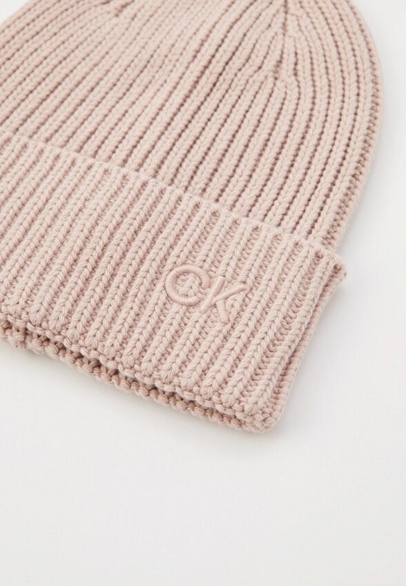 Шапка Calvin Klein