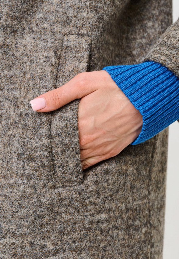 Полупальто Rozhkova