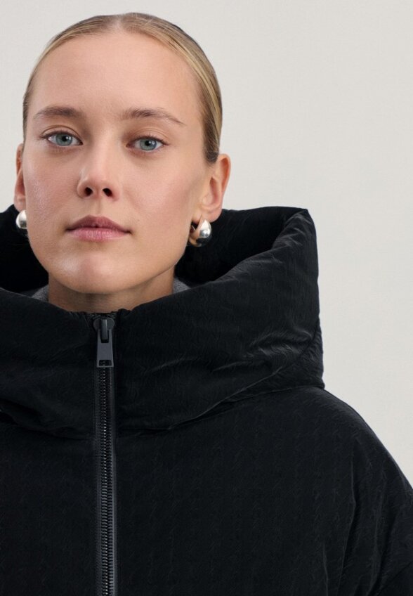 Пуховик Zarina