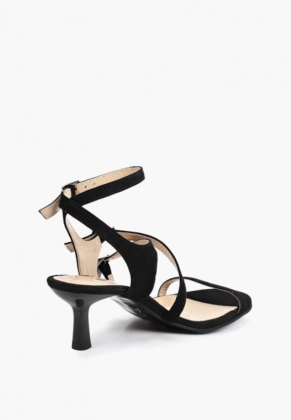 Босоножки Lusavou