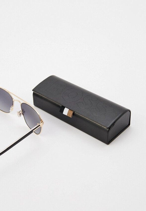 Очки солнцезащитные Boss