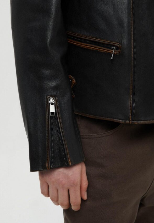 Куртка кожаная Finn Flare