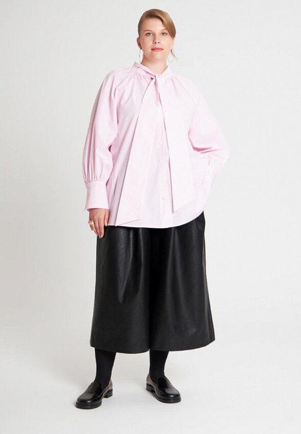 Блуза Lessismore