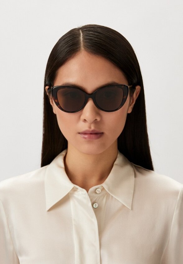 Очки солнцезащитные Burberry