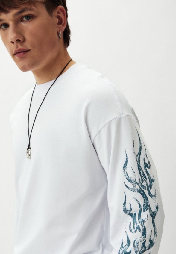 Лонгслив Mademan