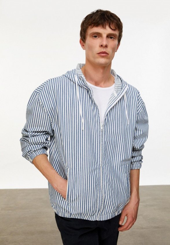 Ветровка Mudo