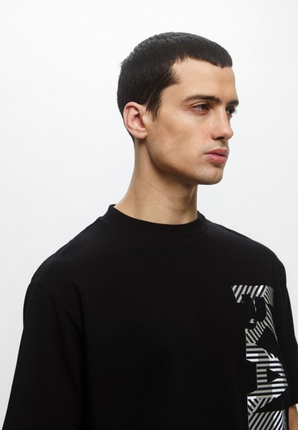 Футболка Karl Lagerfeld