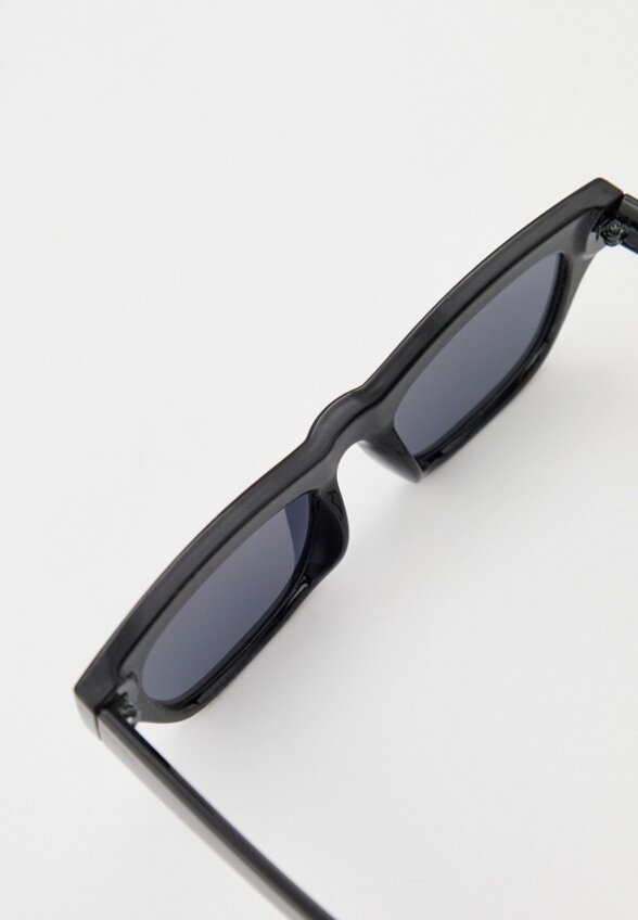 Очки солнцезащитные Amov