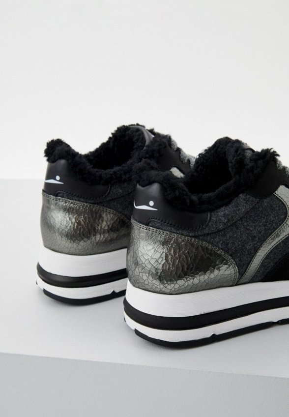 Кроссовки Voile Blanche