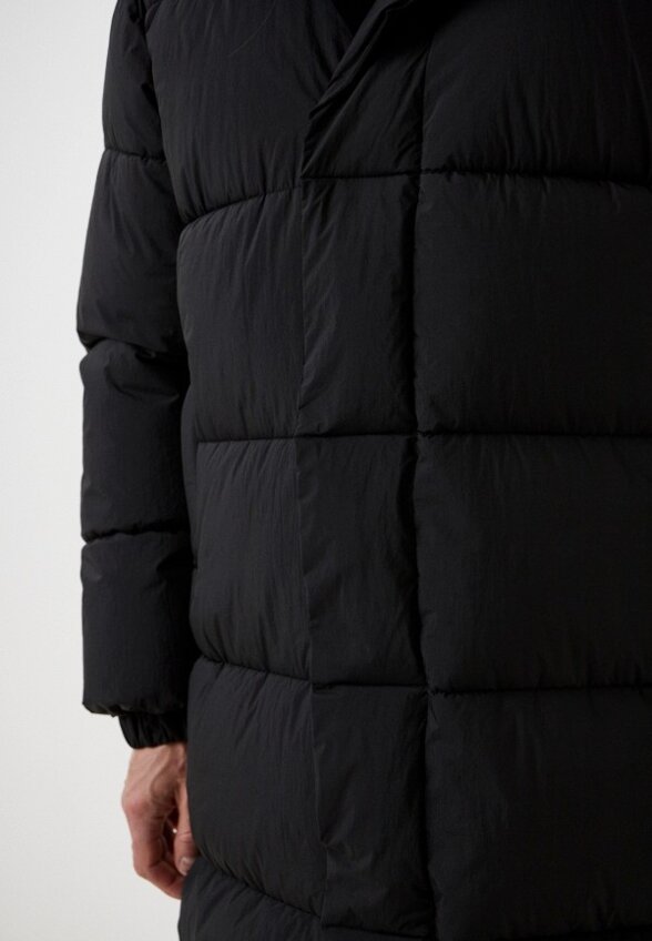 Пуховик Roberto Jordiani