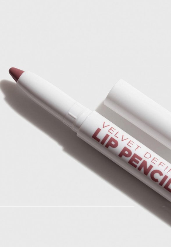 Карандаш для губ Inglot