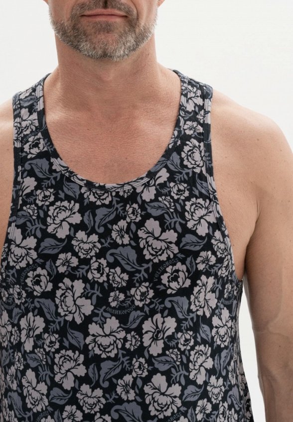 Майка Великоросс