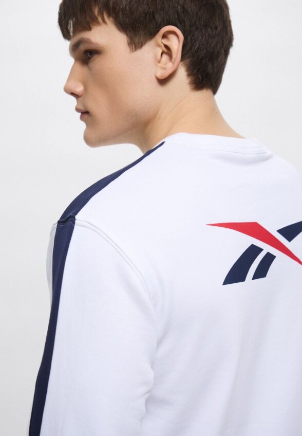 Свитшот Reebok