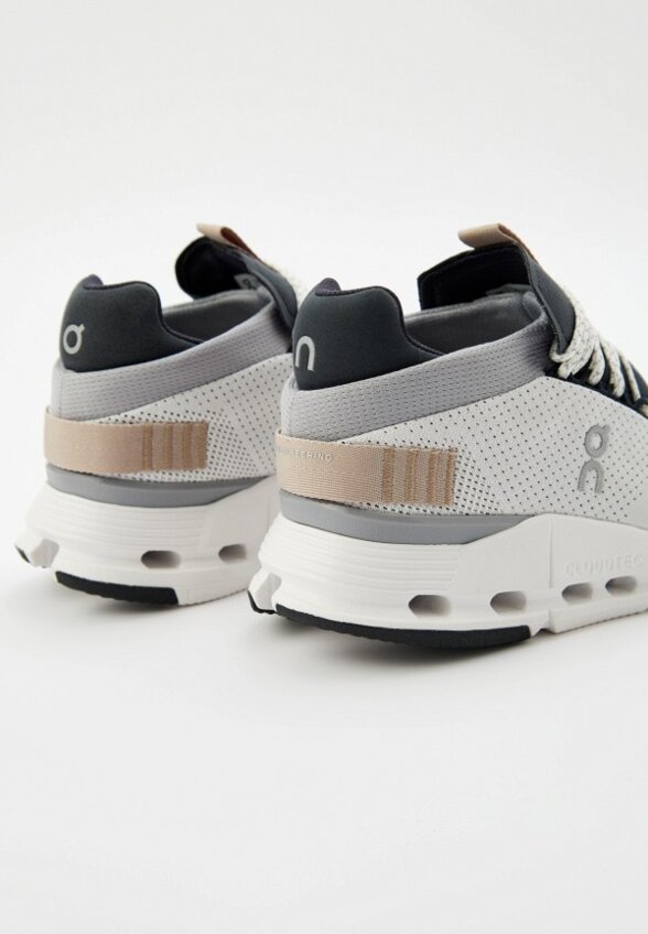 Кроссовки On