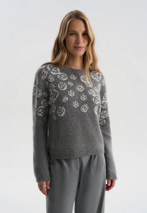 Джемпер To Be Blossom