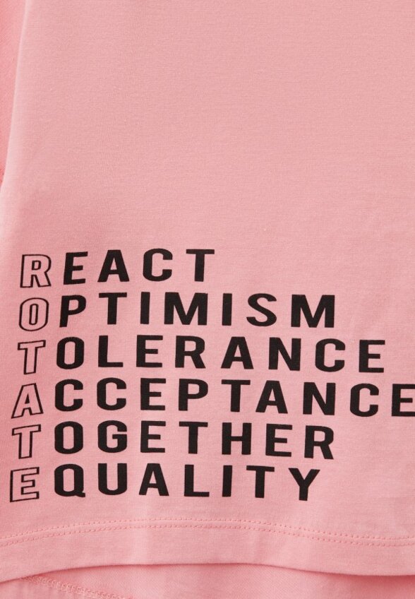 Футболка и брюки Playowo