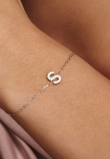 Серебряный браслет с буквой S MIESTILO MIE